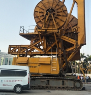 寶峨BC40(利勃海爾885底盤)，整車液壓維修